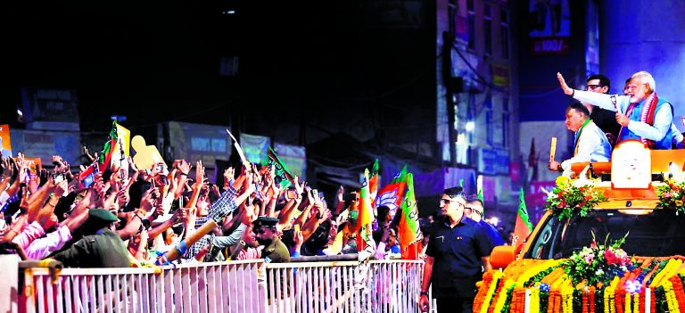 Ranchi News : प्रधानमंत्री नरेंद्र मोदी की एक झलक पाने को लोग थे बेकरार