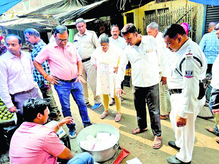 महंगाई के खिलाफ विभिन्न बाजारों में टास्क फोर्स ने चलाया अभियान