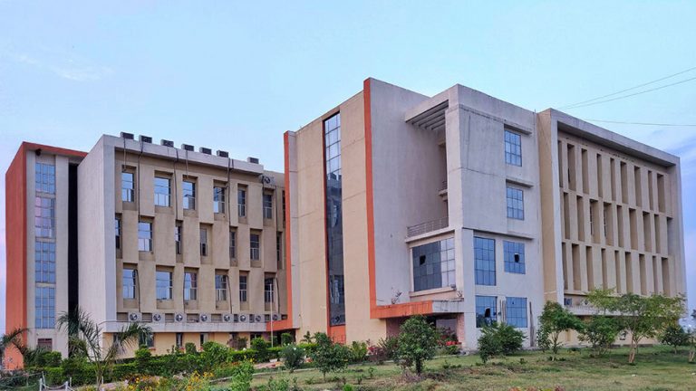 ranchi news : एनयूएसआरएल रांची में मूट काेर्ट प्रतियोगिता का समापन