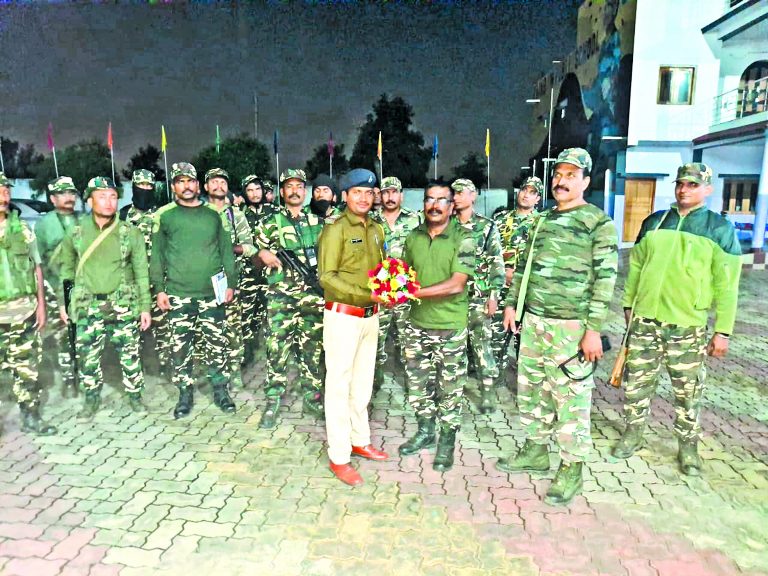 Bokaro News : शांतिपूर्ण मतदान के लिए बोकारो पहुंची 50 कंपनी पैरामिलिट्री फोर्स