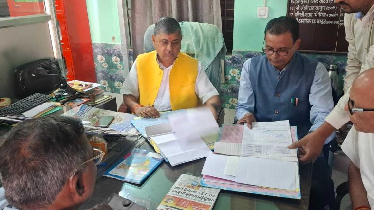 विद्यालय प्रबंध समिति की बैठक में लिए गये विकास के अहम निर्णय