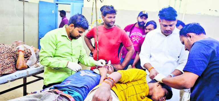 Saran News : दादी का दाह-संस्कार कर लौट रहे पोते की पिकअप पलटने से मौत