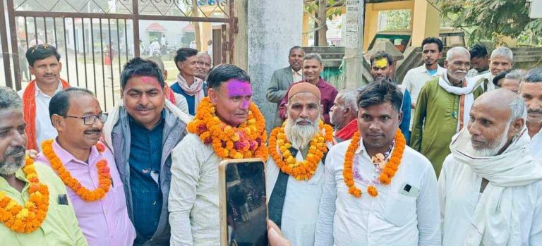 अध्यक्ष के सात व सदस्य पद पर  25 नामांकन