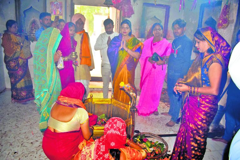 श्रद्धालुओं ने महर्षि भृगु को नमन कर मांगा आशीर्वाद