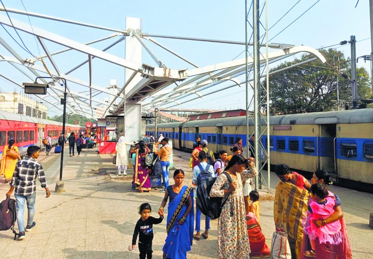 Gaya News : आज से गया जंक्शन पर बदलेगा टाइम-टेबुल, 18 ट्रेनें रहेंगी रद्द