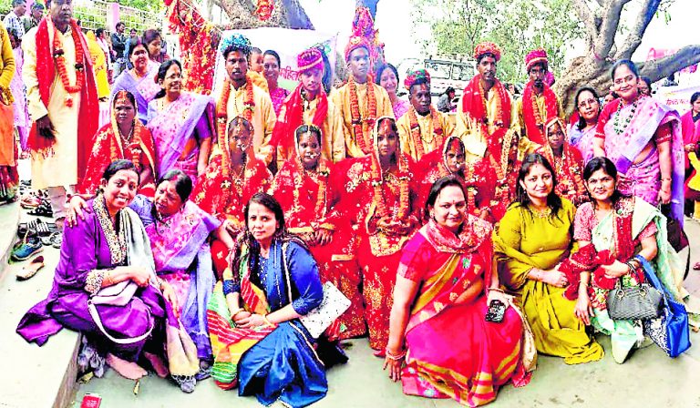 Ranchi News : जगन्नाथ मंदिर में एक-दूजे के हुए सात जोड़े