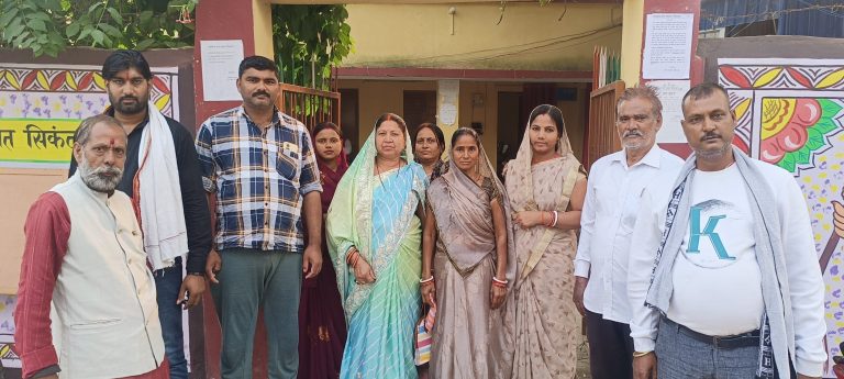 कार्यपालक पदाधिकारी की मनमानी के खिलाफ वार्ड पार्षदों ने खोला मोर्चा