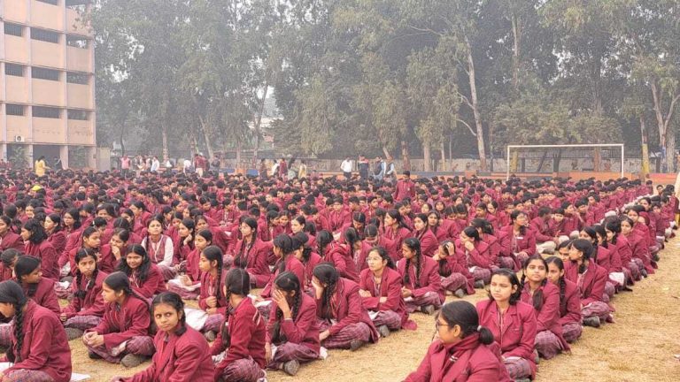 कैंपस : डीएवी में विद्यार्थियों को स्किन केयर के प्रति किया जागरूक