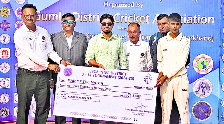 Cricket : धनबाद ने खूंटी और पलामू ने पश्चिम सिंहभूम को पराजित किया