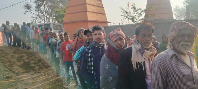 चकाई की 11 पंचायतों में 63.5 प्रतिशत मतदाताओं ने डाला वोट