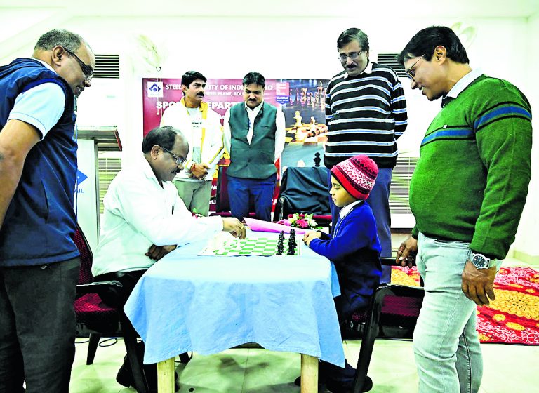 Rourkela News: आरएसपी ओपन स्कूल शतरंज टूर्नामेंट में 20 स्कूलों के 212 प्रतिभागी शामिल
