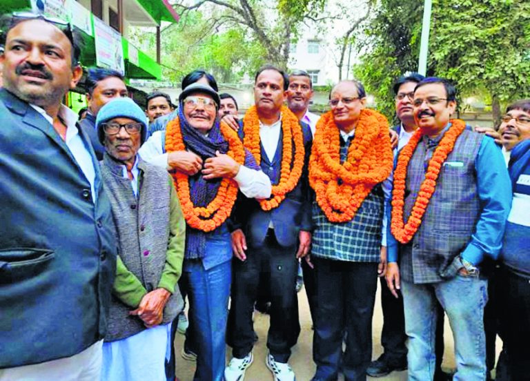 रवींद्रनाथ चौबे अध्यक्ष व मंटू पांडे बने महासचिव