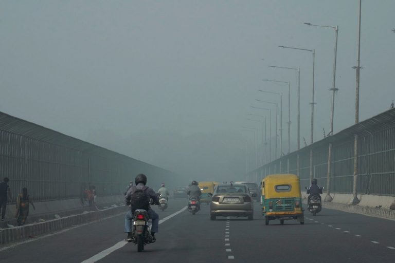 Haryana Pollution: प्रदूषण का कहर, दिल्ली के बाद हरियाणा में भी स्कूल बंद