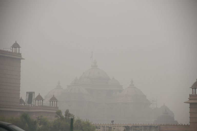 Pollution: प्रदूषण सिर्फ दिल्ली की नहीं देश की है समस्या