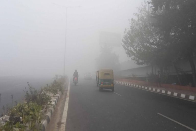 Muzaffarpur Weather: सर्द हवाओं ने बढ़ाई ठिठुरन, दिन में धूप से राहत, जानिए आज कैसा रहेगा मौसम का मिजाज?