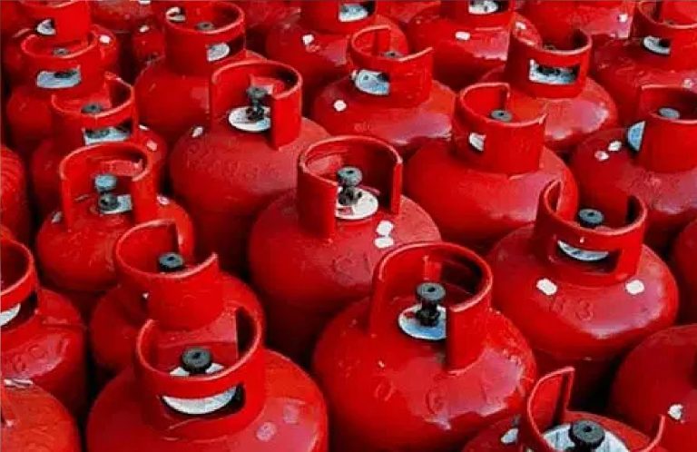 Rules Change: 1 जनवरी से नियमों में हो जाएगा बदलाव, जो बदल देंगे आपकी जिंदगी