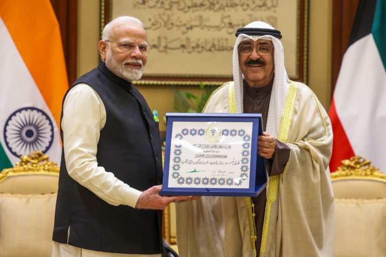 PM Modi Kuwait VIsit: पीएम मोदी को मिला कुवैत का सर्वोच्च नागरिक सम्मान, ‘द ऑर्डर ऑफ मुबारक द ग्रेट’
