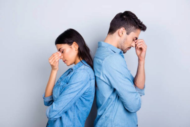 Relationship Tips: रिश्ते में दीमक का काम करती हैं ये 5 गलतियां, नफरत में बदल जाता है प्यार
