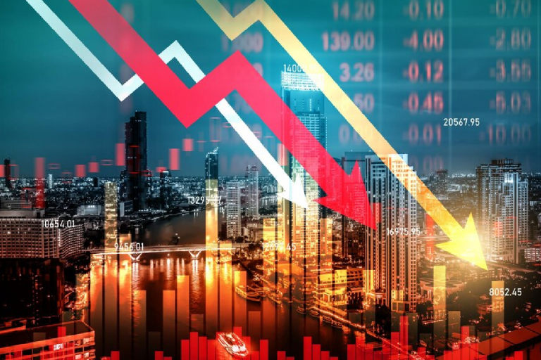 Share Market : शेयर बाजार में आज भी बड़ी गिरावट