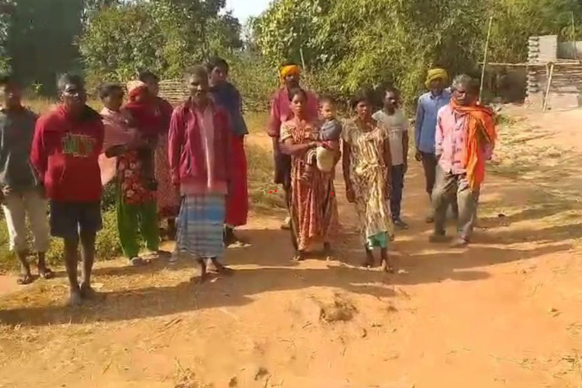 घटनास्थल पर मौजूद ग्रामीण