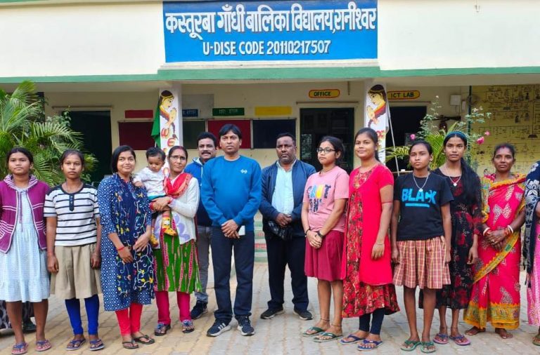 अड़ियल रवैया अपनाने वाले शिक्षकों पर उठाये जायेंगे कड़े कदम: डीइओ