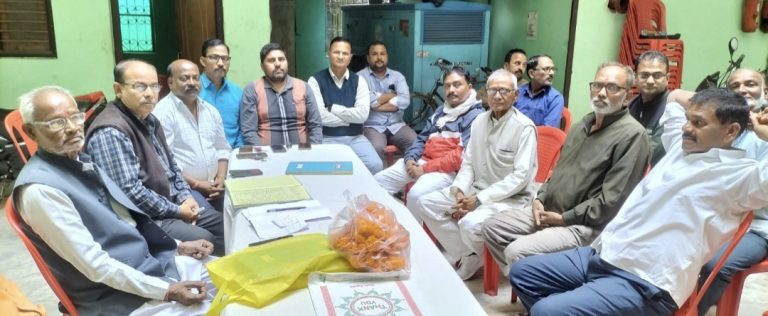 व्यापारियों के हितों की रक्षा के लिए कार्य करता रहेगा व्यापार संघ : भुवनेश्वरी