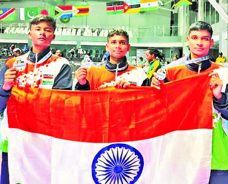 Rourkela News: 11वीं कॉमनवेल्थ कराटे चैंपियनशिप में राउरकेला के पुलक, आर्यव्रत व सूर्यप्रकाश ने जीता रजत पदक
