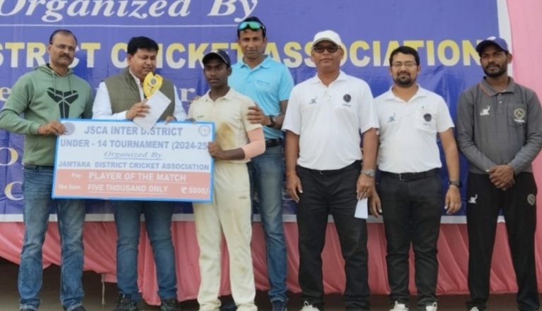 BOKARO NEWS: देवघर को हराकर बोकारो पहुंचा क्वार्टर फाइनल में