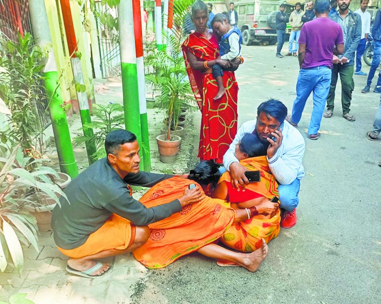 hajipur news. अज्ञात वाहन की ठोकर से बाइक सवार युवक की गयी जान, विरोध में जाम