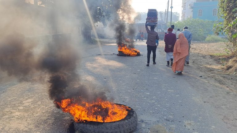 छड़ व्यवसायी की गोली मार कर हत्या, पांच घंटे तक जाम की सड़क