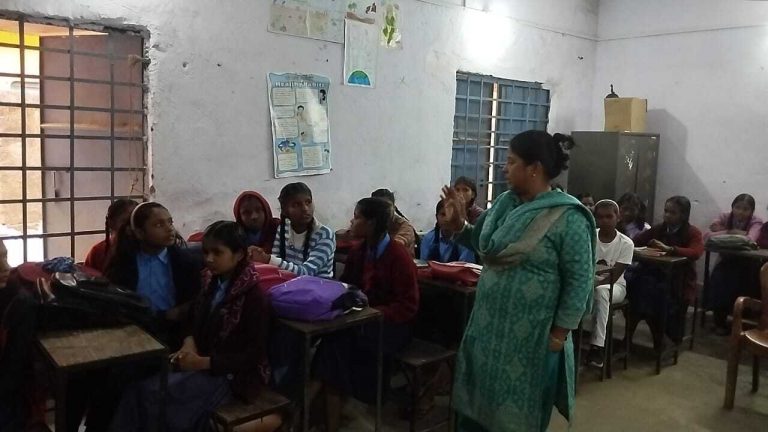 Gaya News : बच्चों को सर्दी-जुकाम व निमोनिया से बचने की दी गयी जानकारी