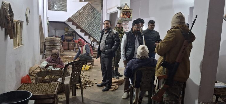 बीड़ी श्रमिकों की न्यूनतम मजदूरी की जांच के लिए प्रशासन ने चलाया अभियान