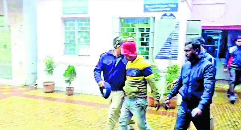 25 किलो गांजे के साथ दो गिरफ्तार, जांच में जुटी पुलिस