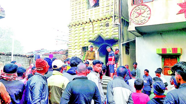 घर में लगी आग, सामान जलकर राख