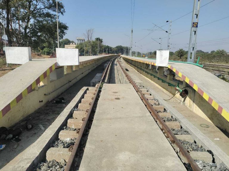 अब तक चालू नहीं हो पाया रेलवे वाशिंग पिट