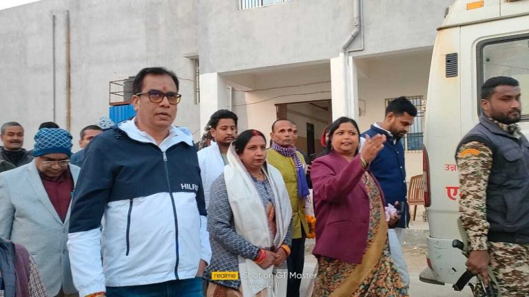 परबत्ता विधायक ने नवनिर्मित सड़क का किया उद्घाटन