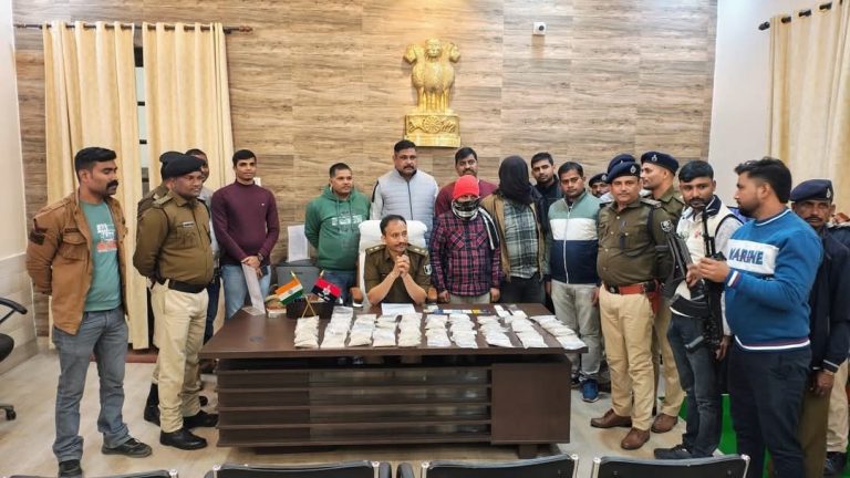 पूर्णिया में सबसे बड़ी मात्रा में 5.190 किलो ग्राम स्मैक बरामद, दो तस्कर गिरफ्तार