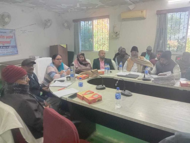मारगोमुंडा में मनरेगा योजना को लेकर प्रखंड स्तरीय जनसुनवाई कार्यक्रम आयोजित