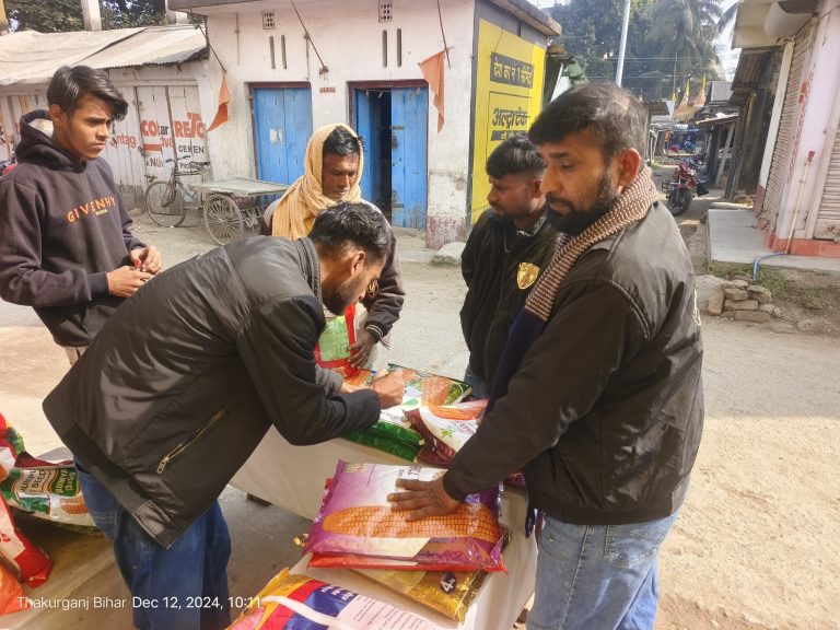 मक्के के बीज की कीमत बढ़ी, बाजार में बीज कम उपलब्ध होने से किसान परेशान