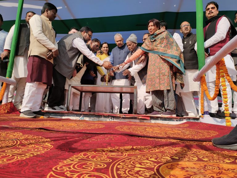 जिसके आचरण व वाणी में फर्क नहीं है वही समाज का कर सकता है सर्वांगीण विकासः विजेंद्र यादव