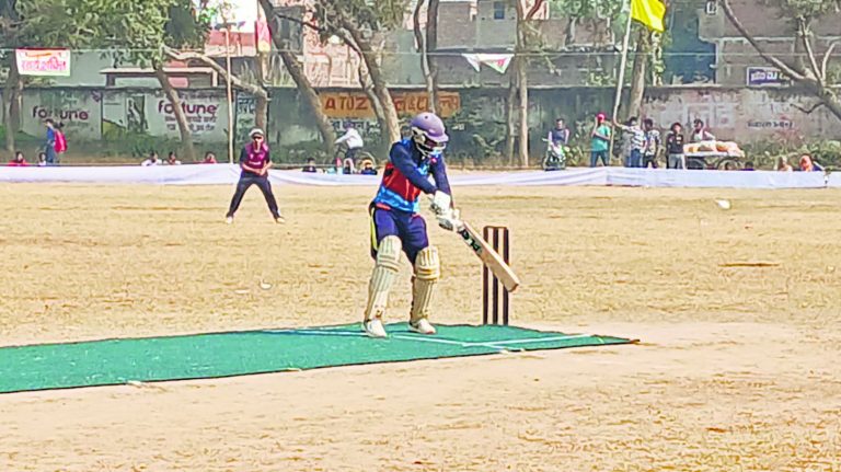 Buxar News: दूसरे क्वार्टर फाइनल मुकाबले में दिल्ली ने झारखंड को नौ विकेट से किया पराजित
