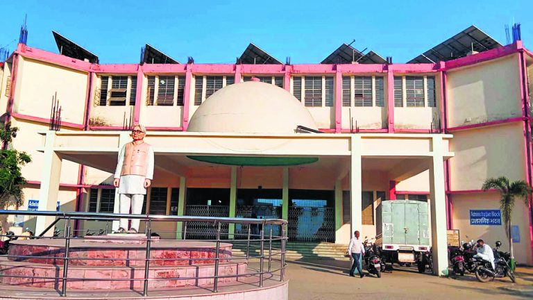 Chhapra News : अंकपत्र, प्रवेश पत्र व पंजीयन की त्रुटियों के लिए कॉलेजों में ही होगा आवेदन