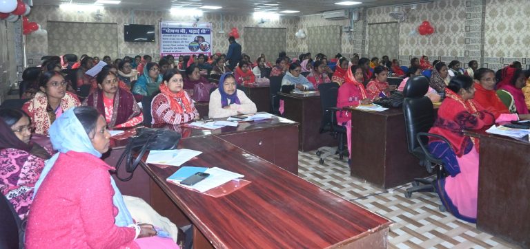 Bokaro News : पोषण भी, पढ़ाई भी कार्यक्रम से होगा बच्चों का संपूर्ण विकास : डॉ सुमन