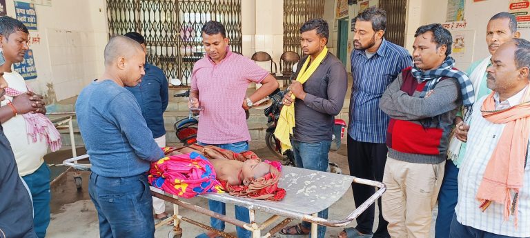 बिस्किट लाने दुकान जा रहे पांच वर्षीय बच्चे की करंट लगने से मौत