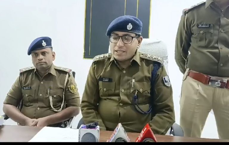 डकैती व लूटपाट करने वाले पांच अपराधी हुए गिरफ्तार