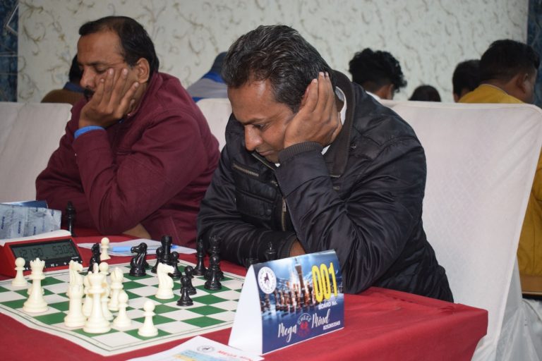 डियामन्ट कप शतरंज में पांच खिलाड़ी शीर्ष पर