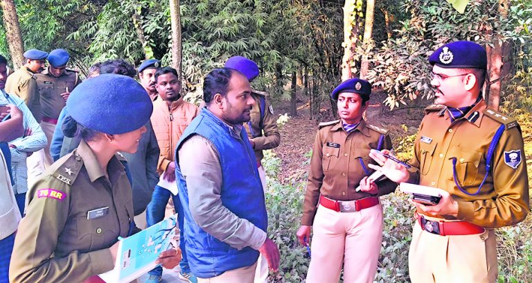 HAJIPUR NEWS. पिस्टल का भय दिखाकर व्यवसायी से तीन लाख की लूट