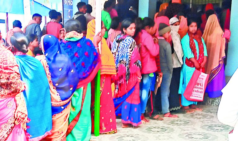 Chhapra News : सदर अस्पताल के ओपीडी में फर्स्ट शिफ्ट की तुलना में सेकेंड शिफ्ट में महज 20% ही मरीज
