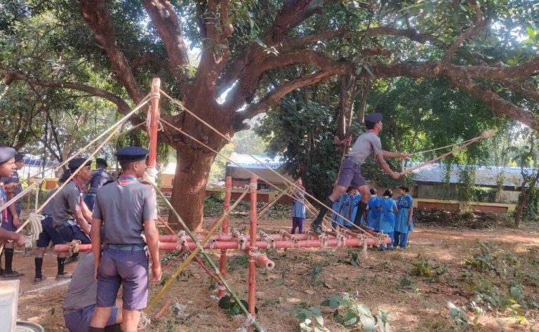 कब बुलबुल उत्सव में बच्चों ने सीखें अनुशासन का पाठ