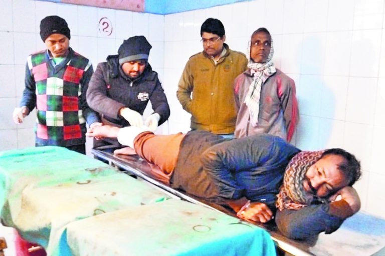 hajipur news. मोबाइल छिनतई का विरोध करने पर बाइक सवार अपराधियों ने युवक को मारी गोली, जख्मी
